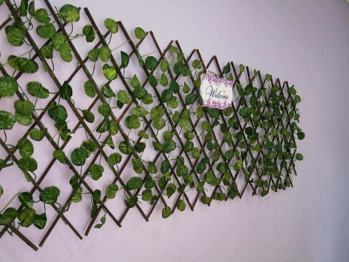 The Garden Vacation Home Lumut Extérieur photo